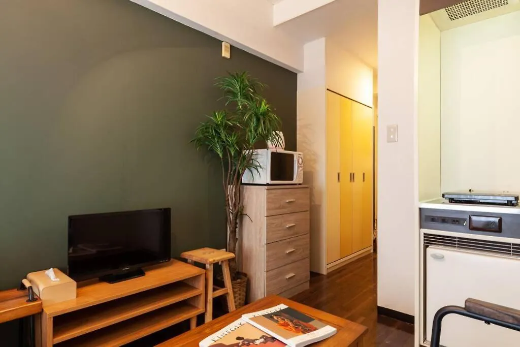 Elm Takadanobaba C18 Apartment Tokyo 0*,